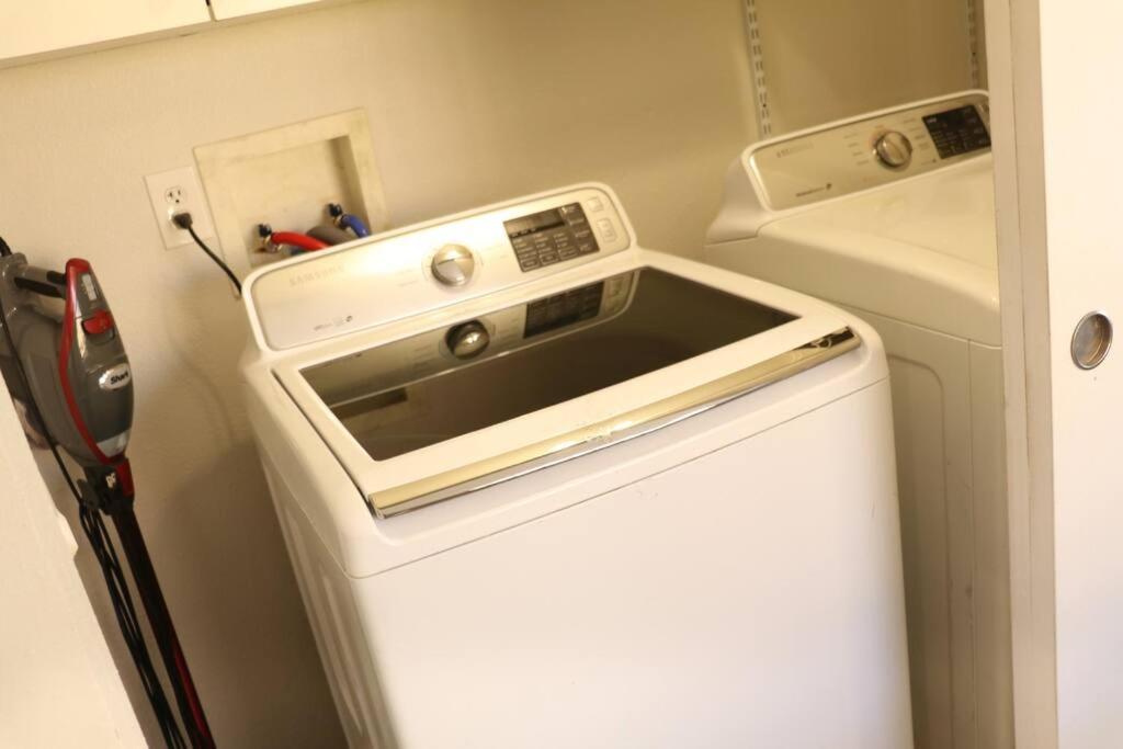 Cowboy Den-Hot Tub-Game Room-Pet Friendly-No Pet Fees! Albuquerque Esterno foto