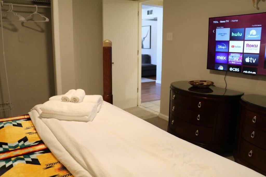 Cowboy Den-Hot Tub-Game Room-Pet Friendly-No Pet Fees! Albuquerque Esterno foto